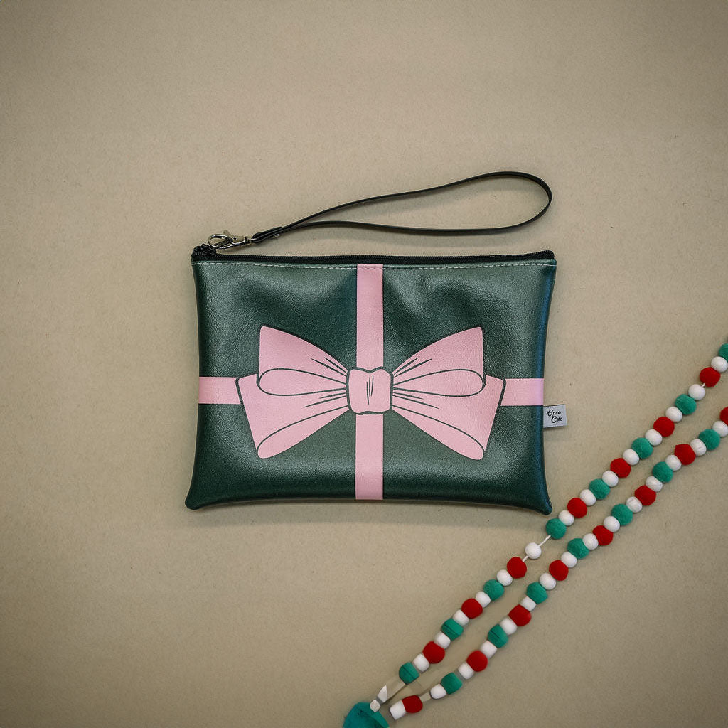 ALL WRAPPED UP Bow Wristlet Clutch Purse