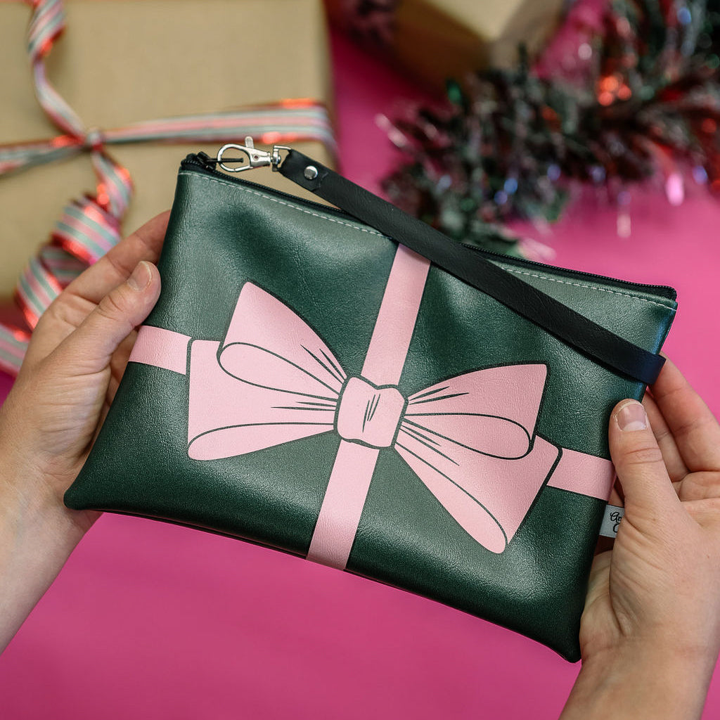 ALL WRAPPED UP Bow Wristlet Clutch Purse