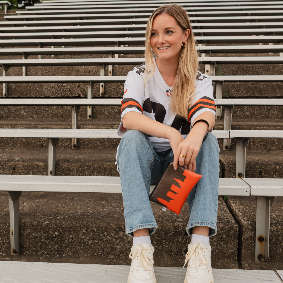 Team Colored Skyline Game Day Wristlet - Stadium Approved