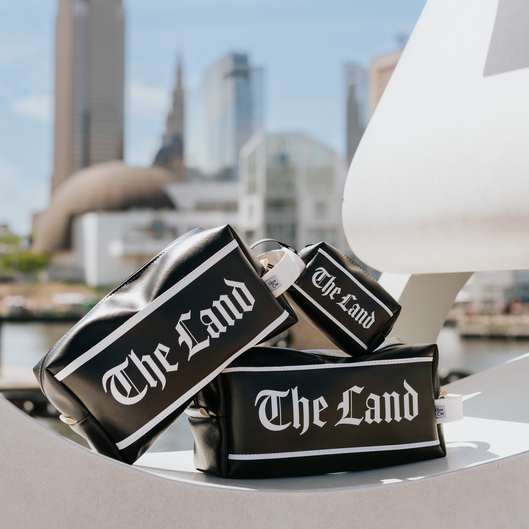 The Land Mini Bag Keychain Purse Charm - Anne Cate